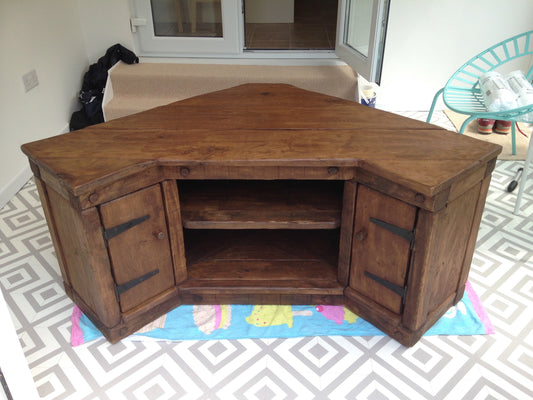 Rustic handmade corner tv unit made from old drench oak!