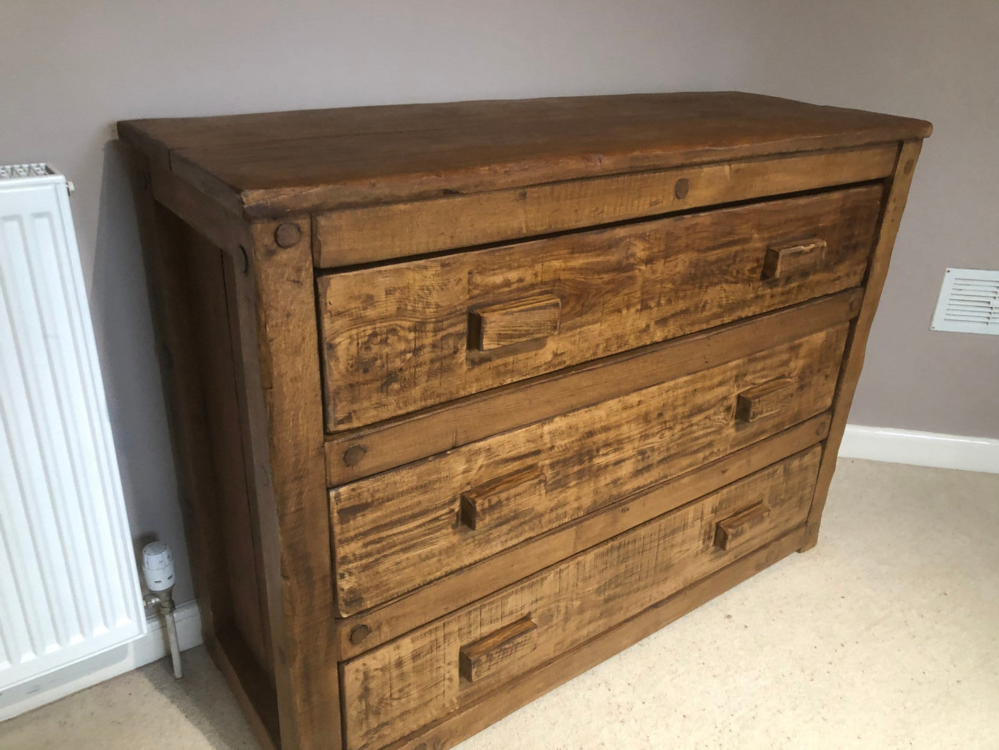 Chest of drawers