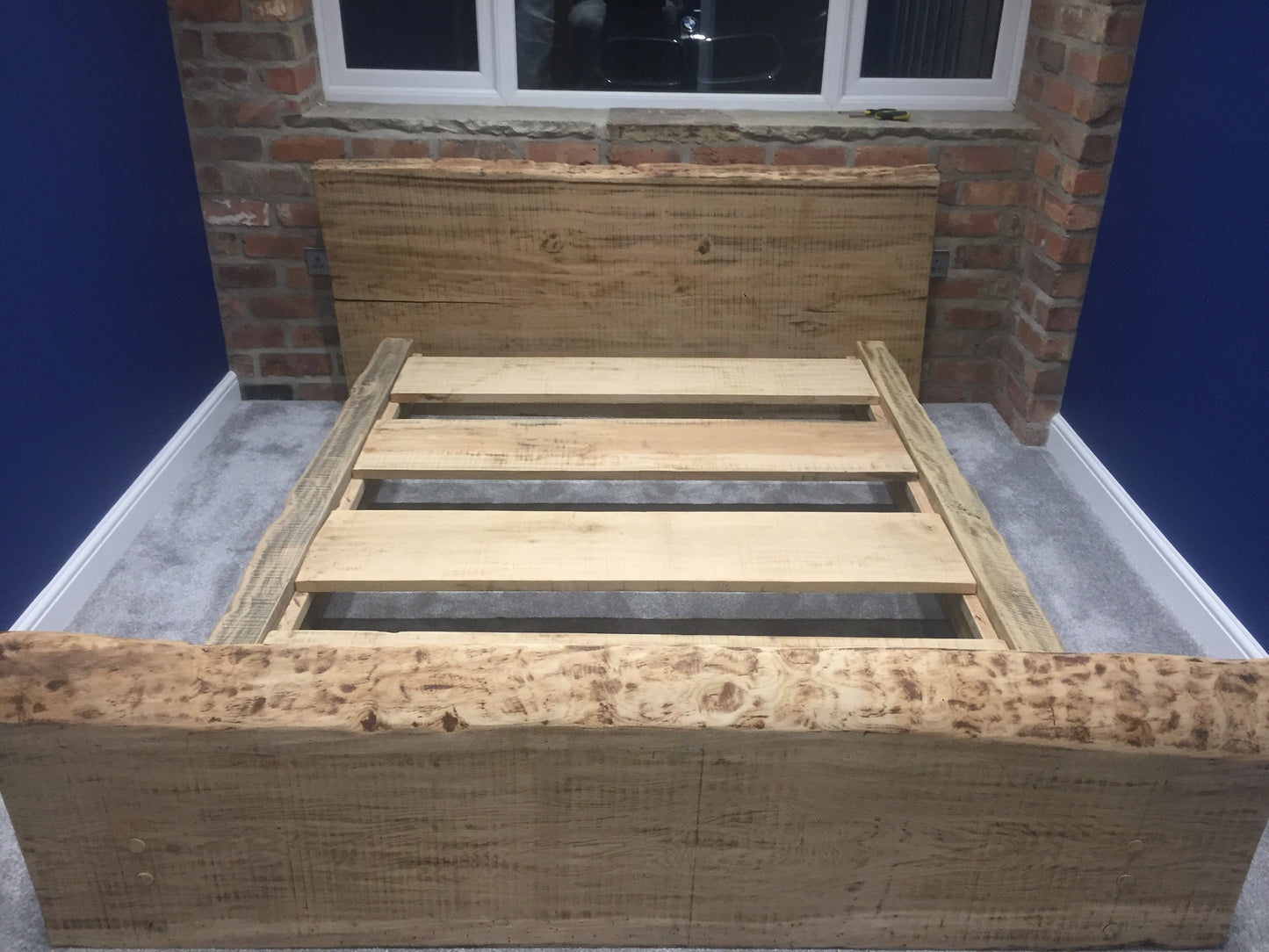 Wainy edge chunky bed made from French oak